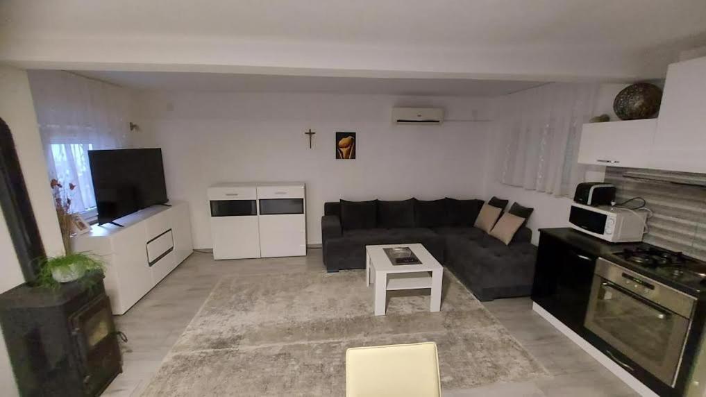 Apartments Antonio Рогозница Экстерьер фото